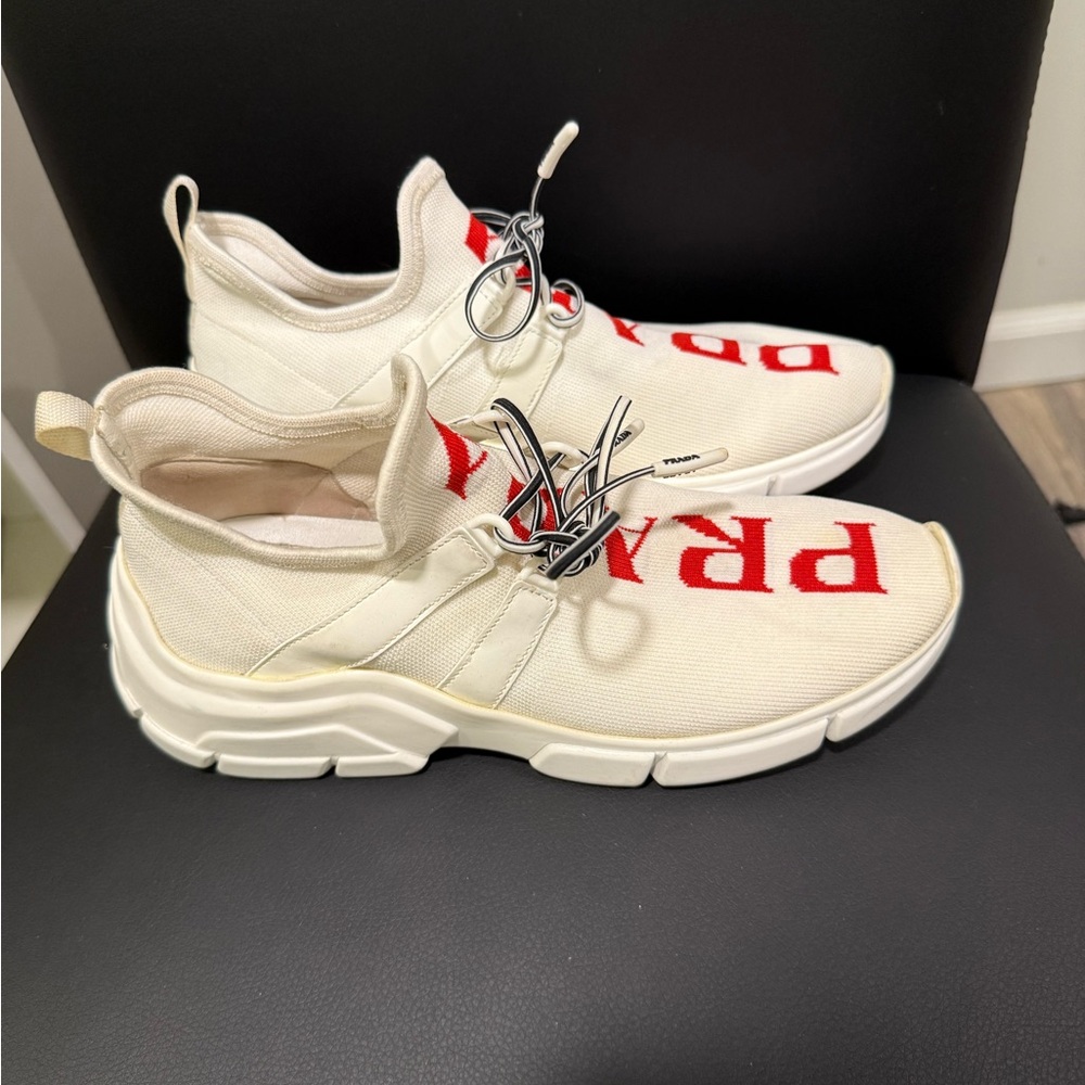 Authentic Prada Knit Sneakers with Red logo - Picture 5 of 11